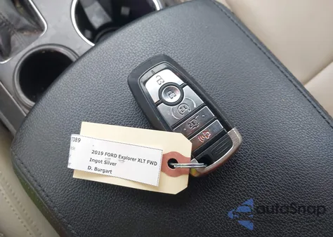 2019 Ford Explorer Xlt z USA, uszkodzony, nr VIN 1FM5K7D82KGA83218